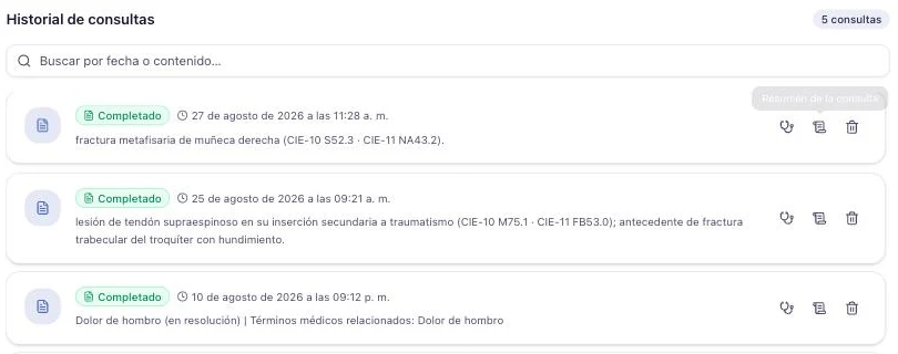 Historial de consultas de un paciente, con cada consulta completada, su diagnóstico y los botones de control, resumen y eliminar.